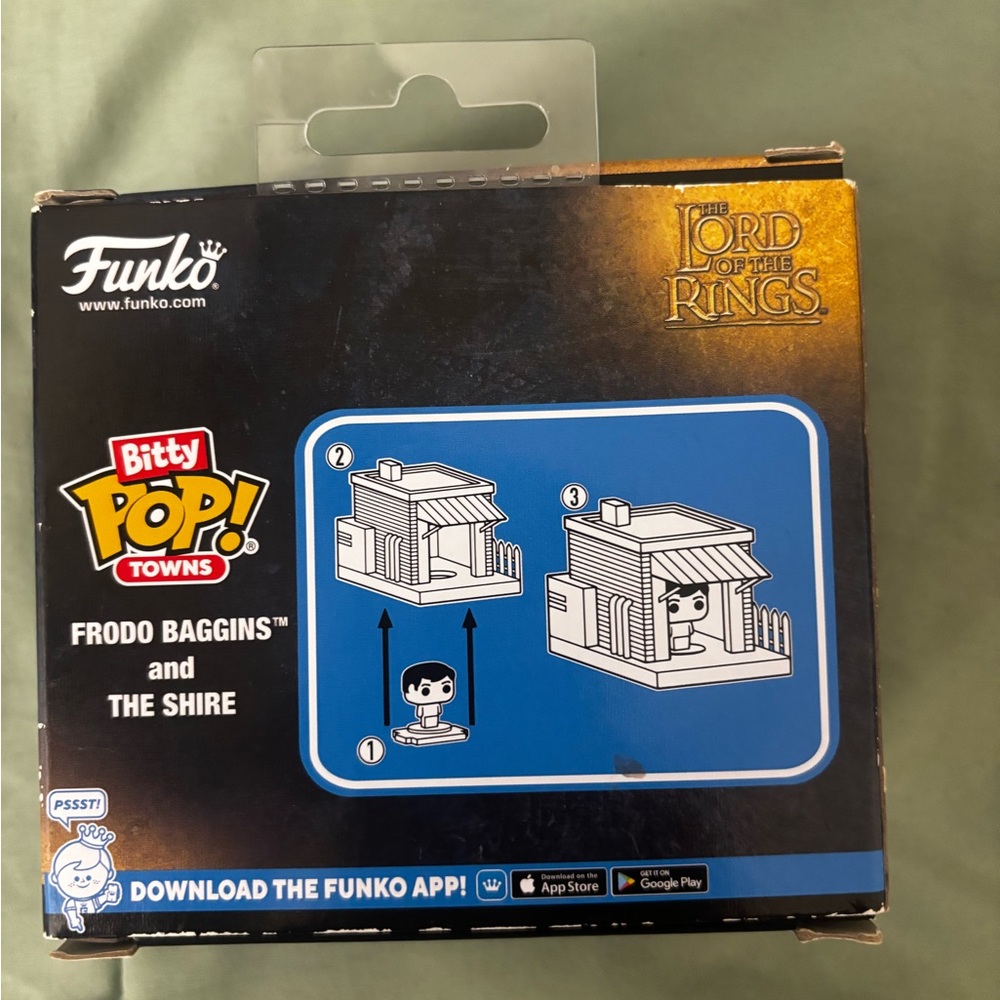 Funko Bitty Pop! Towns Frodo Baggins with Green and Red Shire